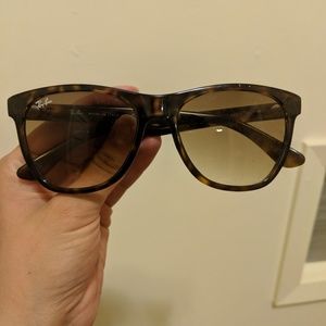 Ray-ban tortoise sunglasses